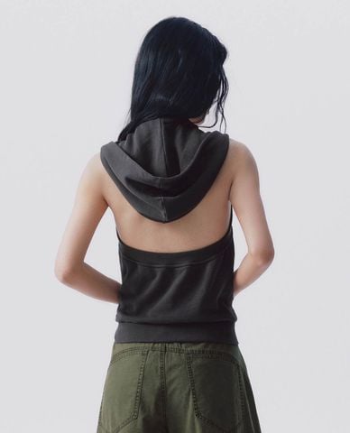  URBAN REVIVO - Áo khoác gilet nữ phối mũ và khóa kéo 