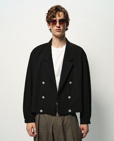  URBAN REVIVO - Áo khoác blazer nam cổ ve tay dài dáng lửng 