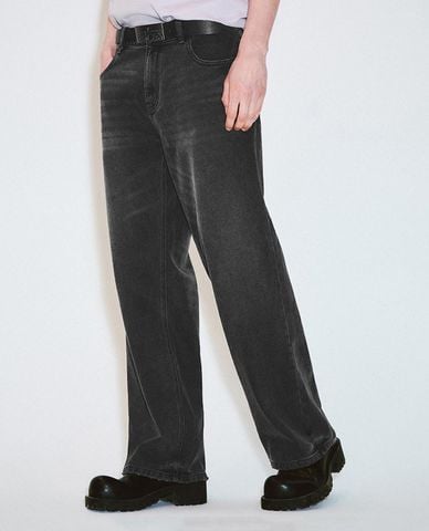  URBAN REVIVO - Quần jeans nam ống rộng wash bạc 