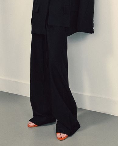  URBAN REVIVO - Quần nữ ống rộng lưng cao dây rút 