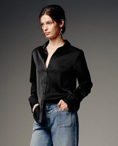  URBAN REVIVO - Áo sơ mi nữ cổ bẻ tay dài dáng suông 