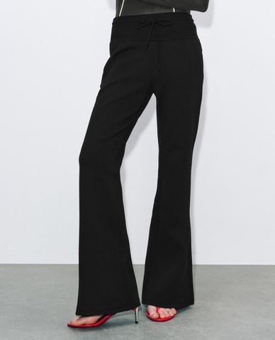  URBAN REVIVO - Quần nữ ống loe phối dây rút 