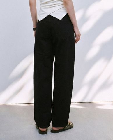  URBAN REVIVO - Quần jeans nữ ống đứng thanh lịch 