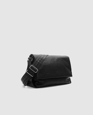  URBAN REVIVO - Túi đeo vai nam phom chữ nhật nắp gập 