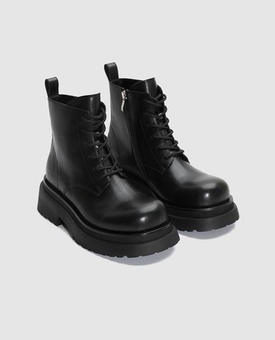  URBAN REVIVO - Giày boots nam cổ cao mũi tròn 