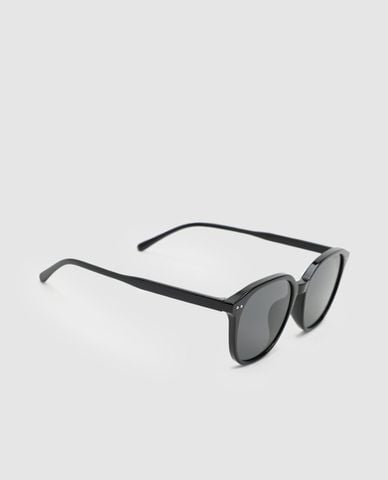  URBAN REVIVO - Kính mát nữ gọng vuông tối giản 