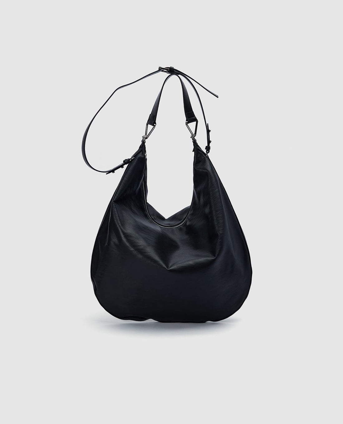 URBAN REVIVO - Túi đeo vai nữ dáng hobo thanh lịch