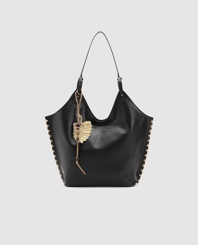  URBAN REVIVO - Túi tote nữ hình thang phối charm thủ công 