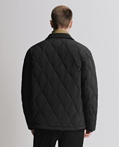  URBAN REVIVO - Áo khoác chần bông nam cổ bẻ tay dài 