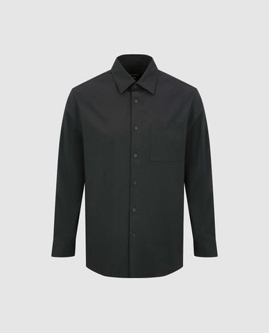  URBAN REVIVO - Áo sơ mi nam cổ bẻ tay dài phối túi 