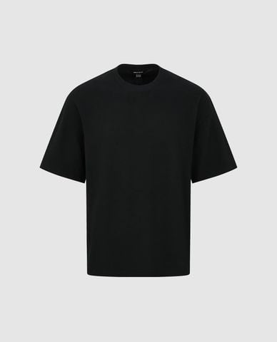  URBAN REVIVO - Áo thun nam cổ tròn tay ngắn tối giản 
