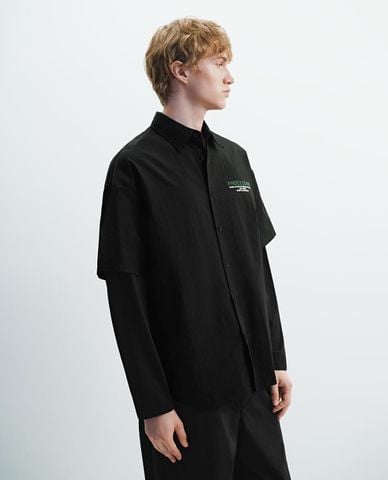  URBAN REVIVO - Áo sơ mi nam cổ bẻ tay chồng layer 