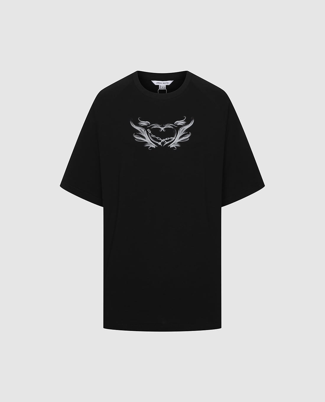 URBAN REVIVO - Áo thun nam cổ tròn tay ngắn in họa tiết