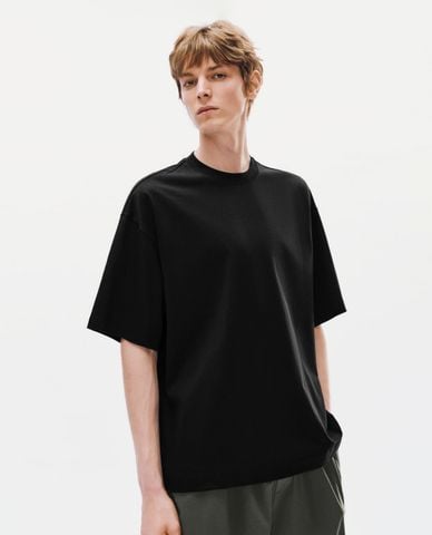  URBAN REVIVO - Áo thun nam cổ tròn tay ngắn 