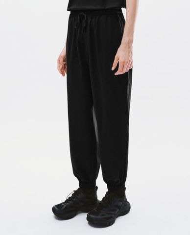  URBAN REVIVO - Quần jogger nam lưng thun phối dây rút 