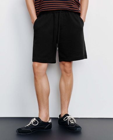  URBAN REVIVO - Quần short nam ống rộng lưng thun dây rút 