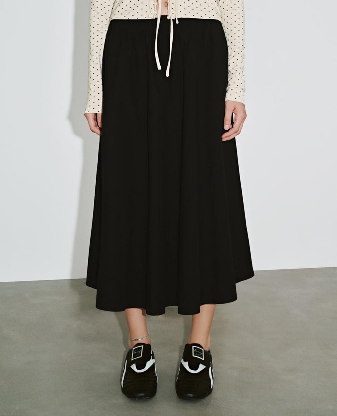 URBAN REVIVO - Chân váy chữ A midi lưng thun