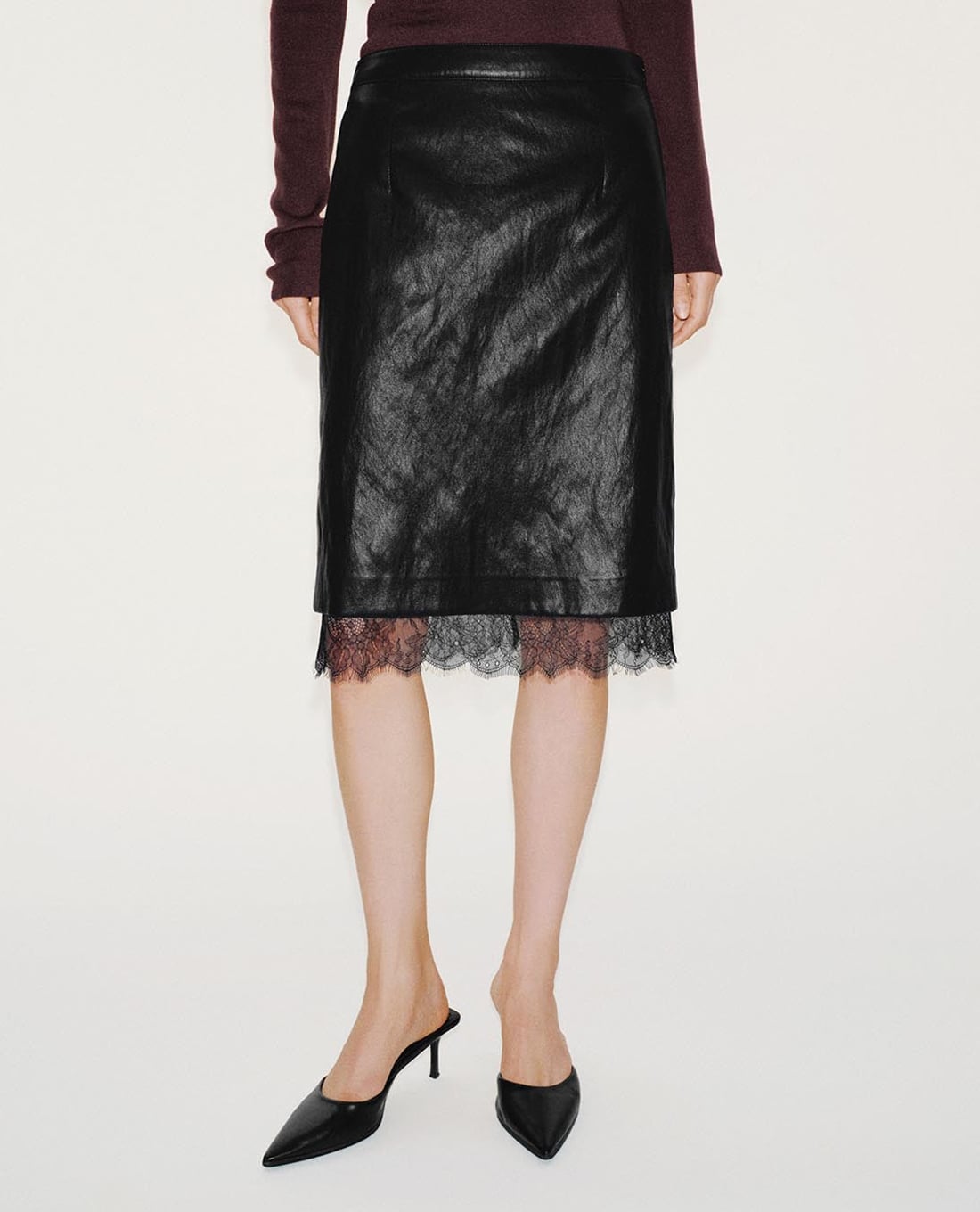 URBAN REVIVO - Chân váy phom suông midi phối ren