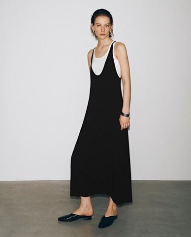  URBAN REVIVO - Đầm hai dây midi phối layer phom suông 