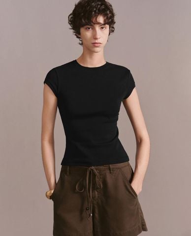  URBAN REVIVO - Áo thun nữ cổ tròn tay ngắn phom ôm 