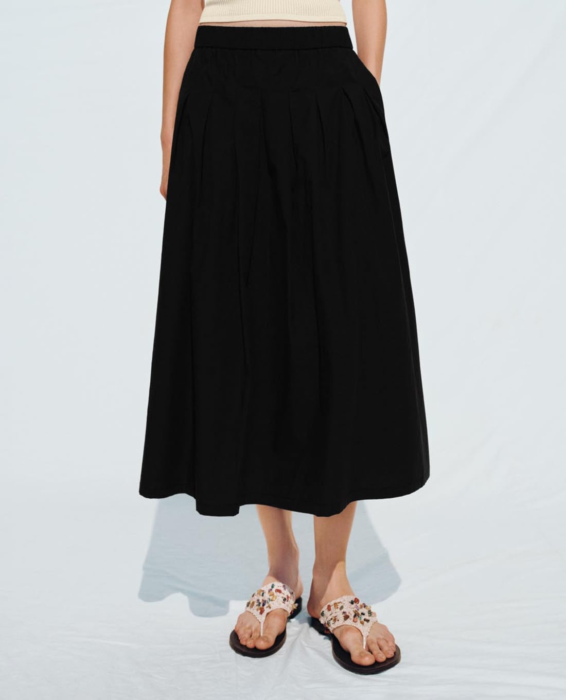 URBAN REVIVO - Chân váy chữ A midi lưng thun dáng xoè