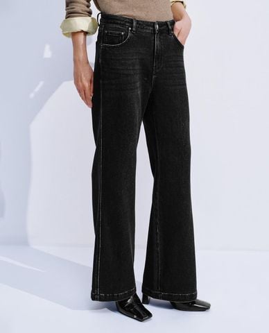  URBAN REVIVO - Quần jeans nữ ống loe hiện đại 