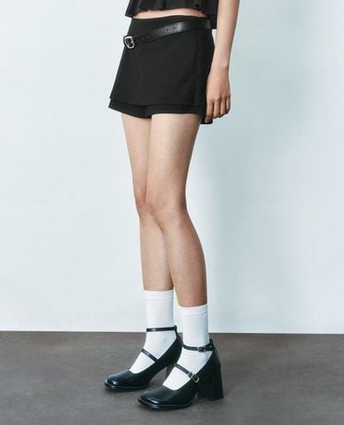  URBAN REVIVO - Quần short giả váy nữ hiện đại 