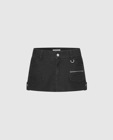  URBAN REVIVO - Quần short giả váy nữ phối túi 