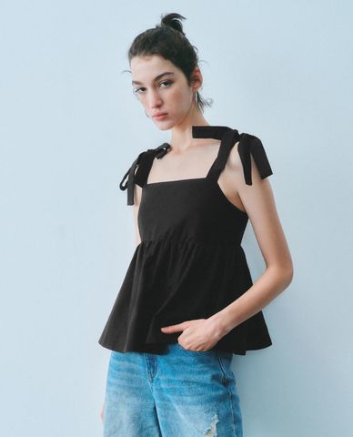  URBAN REVIVO - Áo hai dây nữ cổ vuông thắt nơ 