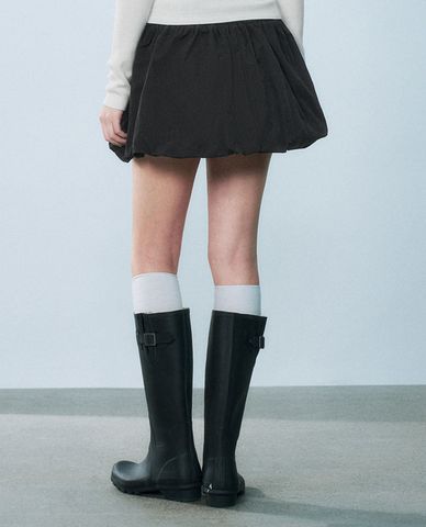  URBAN REVIVO - Chân váy chữ A mini lưng thun thời trang 