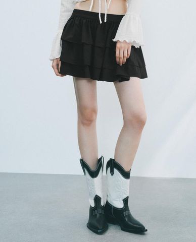  URBAN REVIVO - Chân váy xếp tầng mini hiện đại 