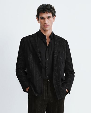  URBAN REVIVO - Áo khoác blazer nam cổ ve tay dài kẻ sọc 