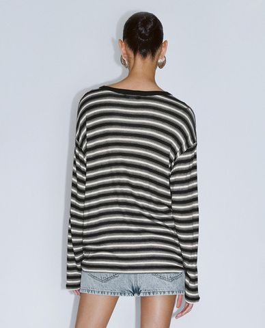  URBAN REVIVO - Áo thun nữ cổ tròn tay dài kẻ sọc 