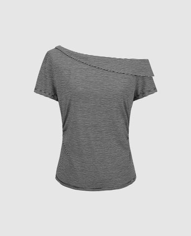  URBAN REVIVO - Áo trễ vai nữ tay ngắn kẻ sọc 