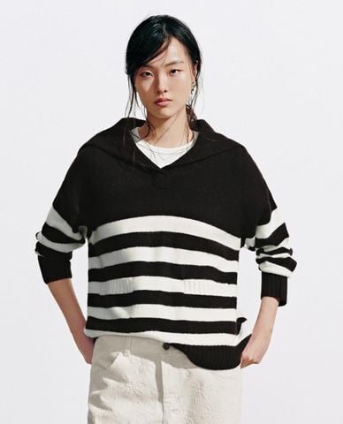  URBAN REVIVO - Áo dệt kim nữ cổ thủy thủ tay dài 