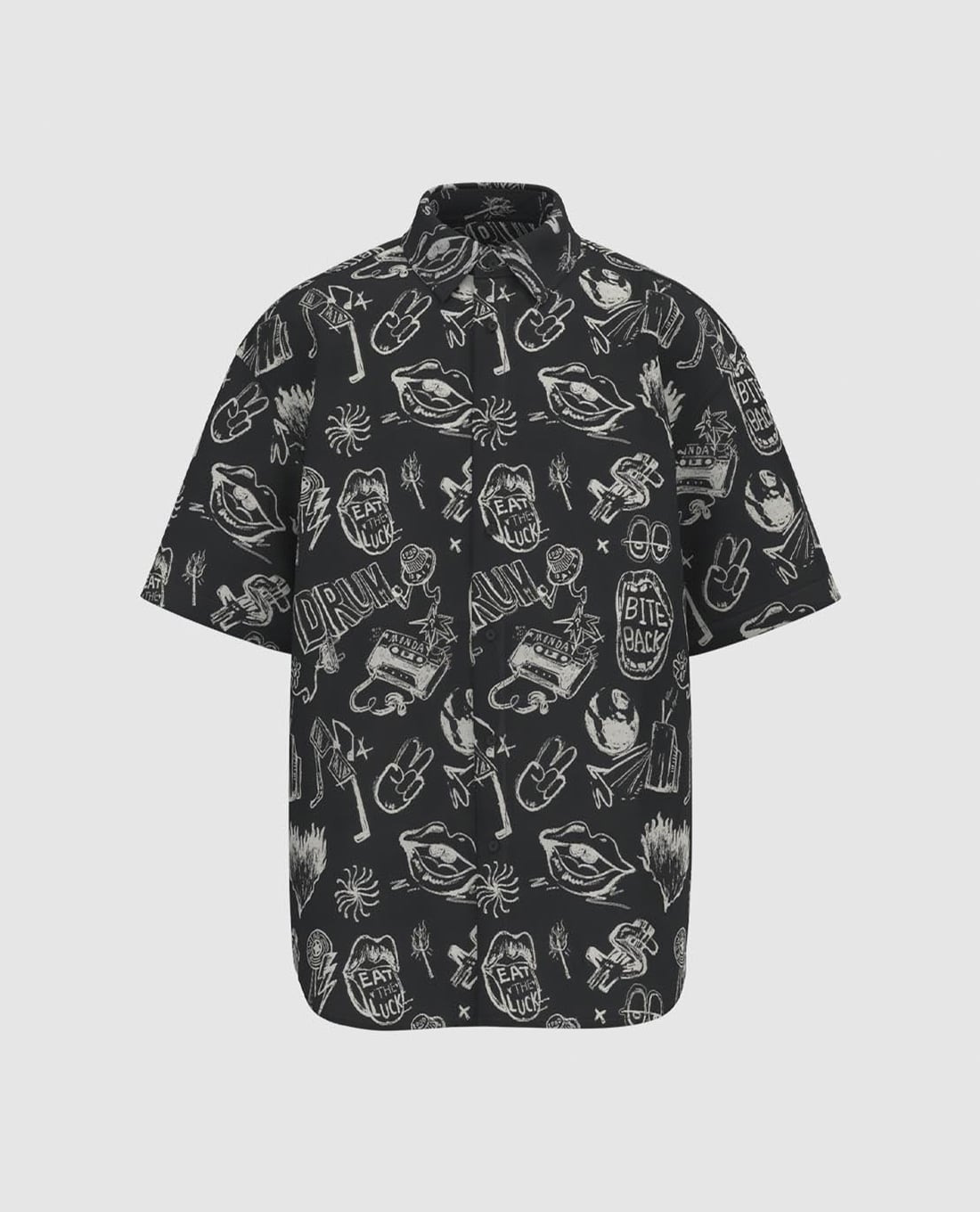 URBAN REVIVO - Áo sơ mi nam tay ngắn in họa tiết