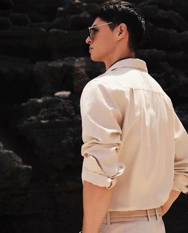  BEVERLY HILLS POLO CLUB - Áo sơ mi nam cổ bẻ tay dài phối logo 