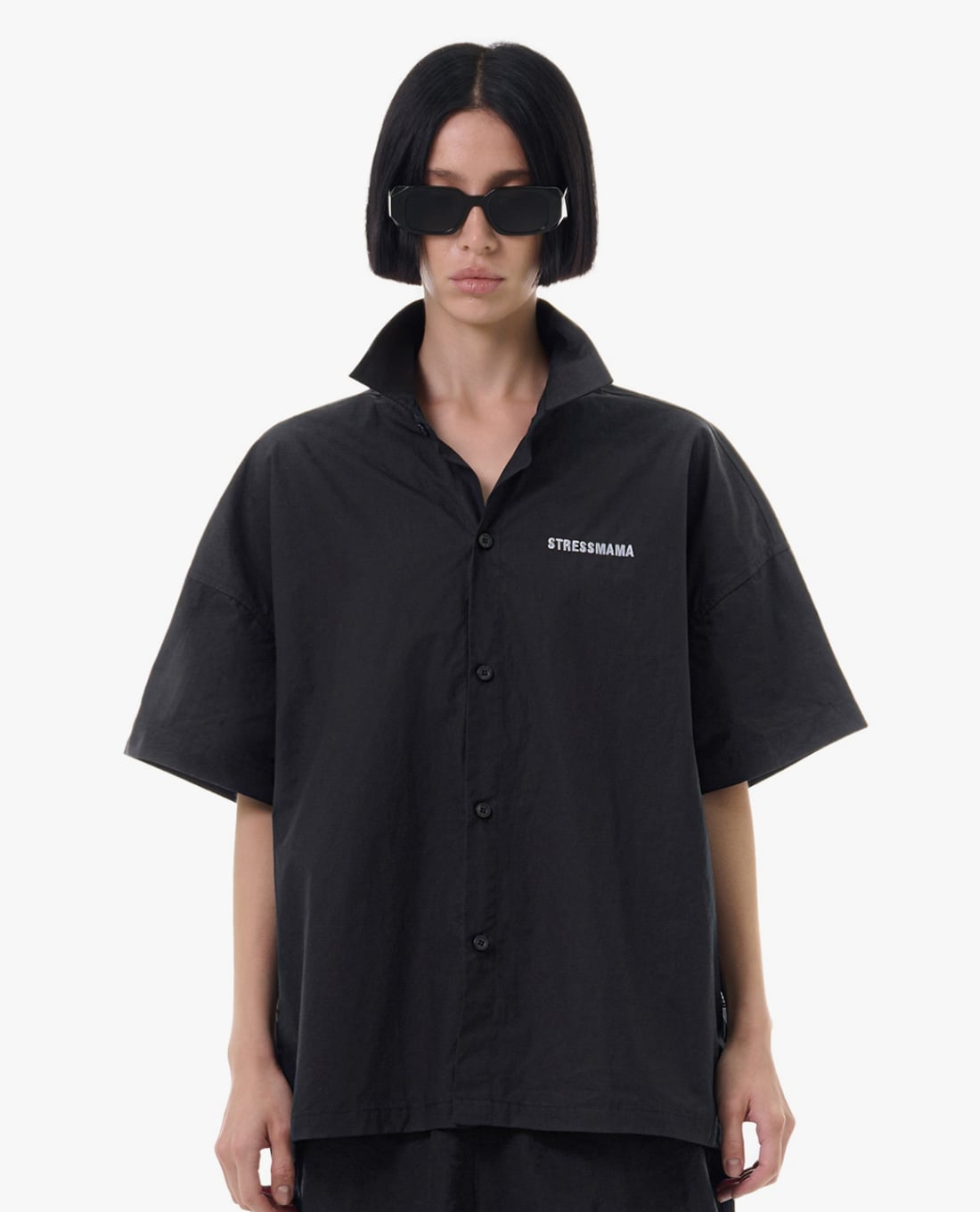STRESSMAMA - Áo sơ mi unisex cổ bẻ tay ngắn thêu logo