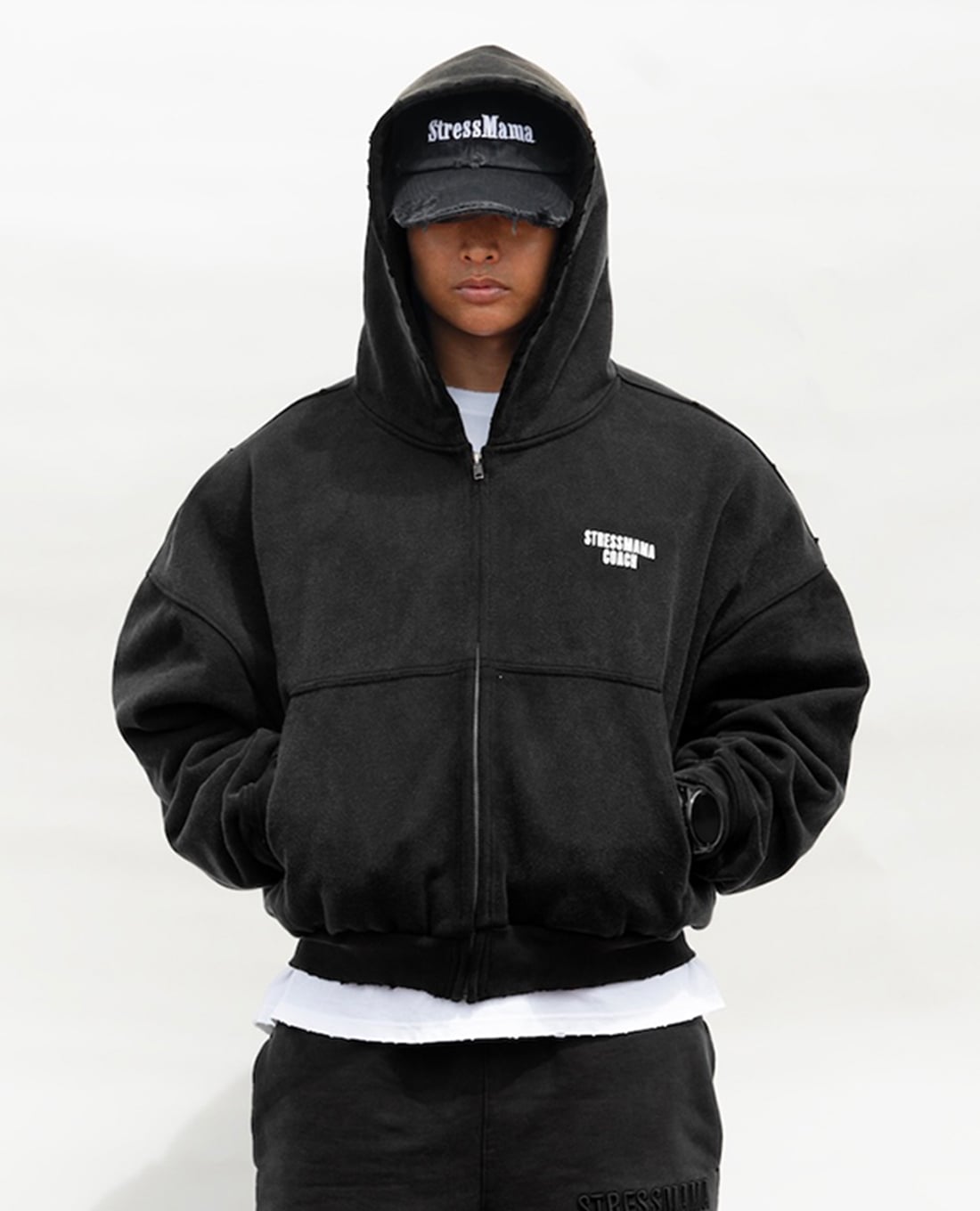 STRESSMAMA - Áo khoác phối mũ unisex khóa zip Coach V2