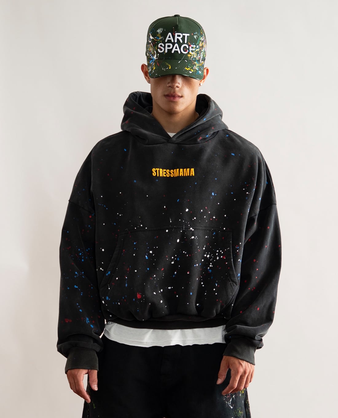 STRESSMAMA - Áo hoodie unisex tay dài vẩy sơn thêu logo