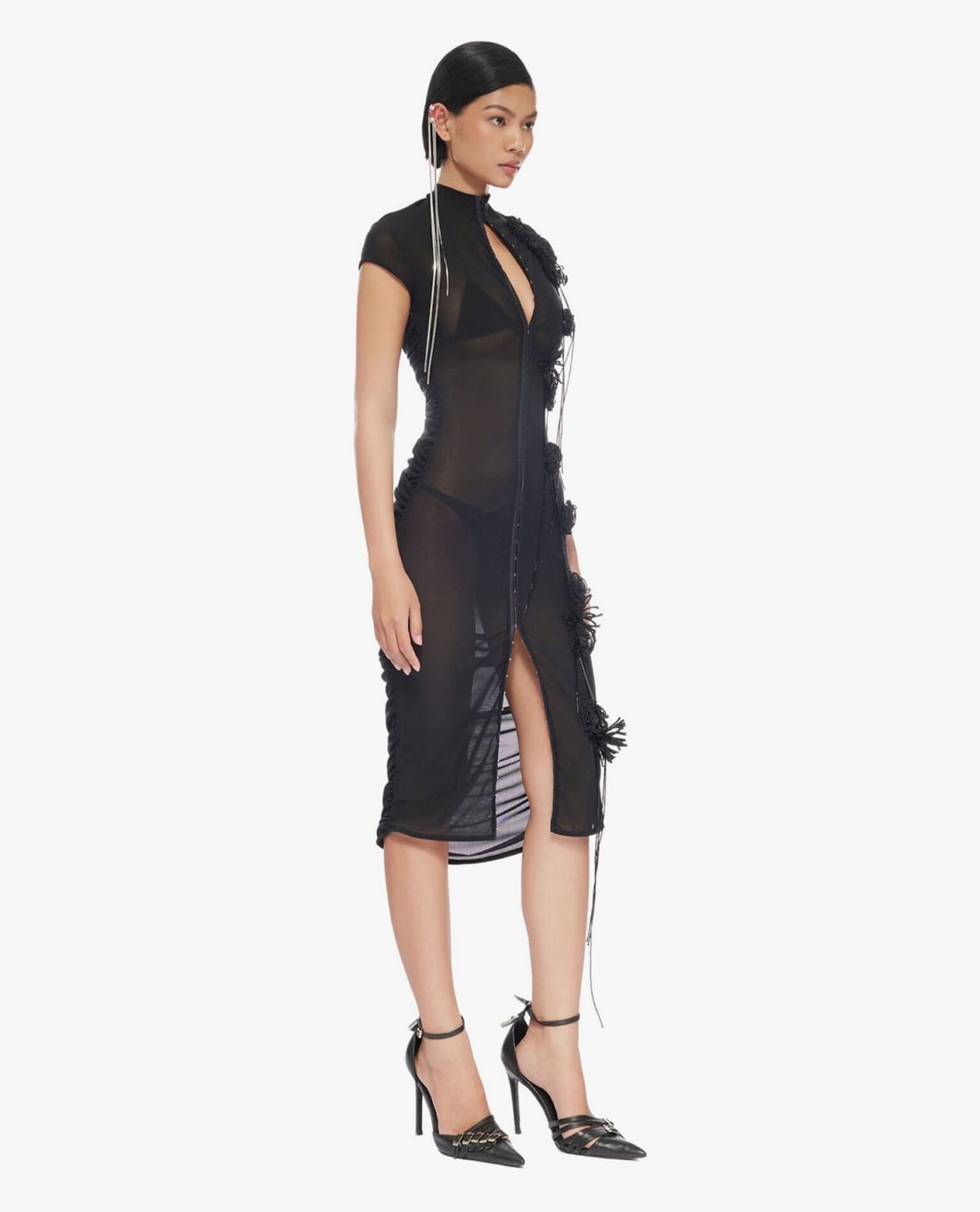 FANCI CLUB Đầm midi cổ đứng tay ngắn thêu hoa Wild Floral - mẫu đầm trung niên đẹp tại Maison Online