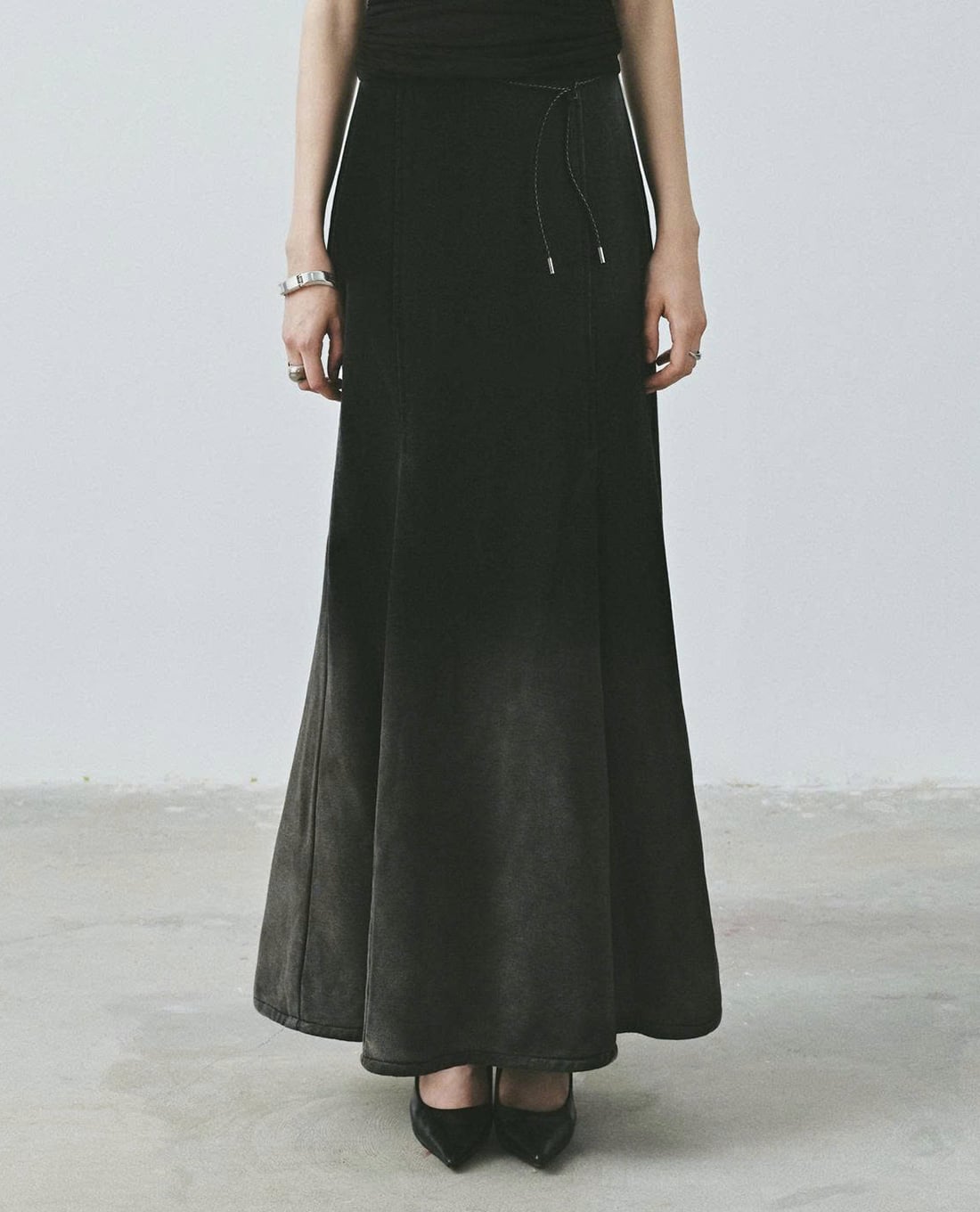 DEZUS - Chân váy denim maxi wash bạc Haoojingg