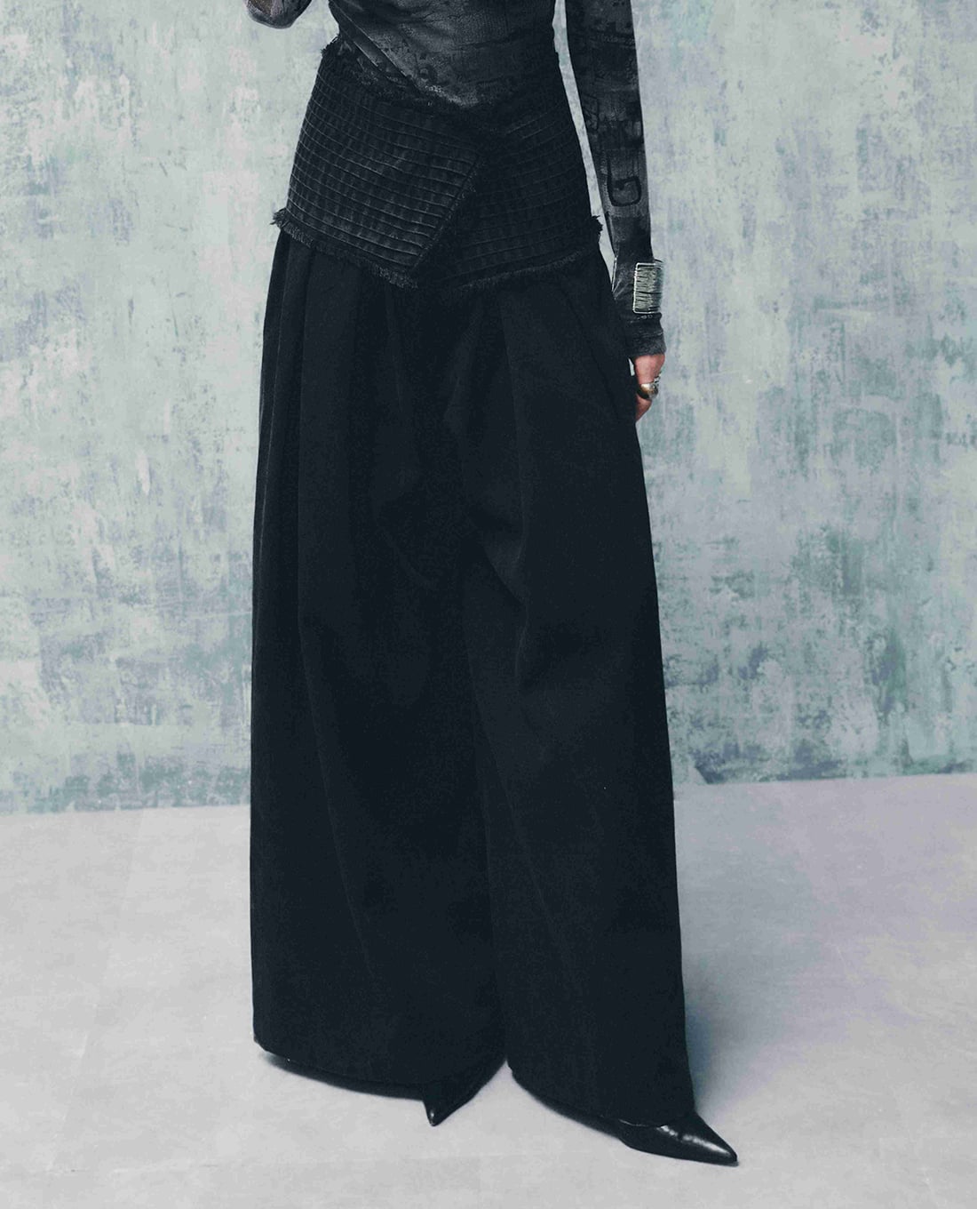 DEZUS - Quần jeans nữ ống rộng dập li Aminous