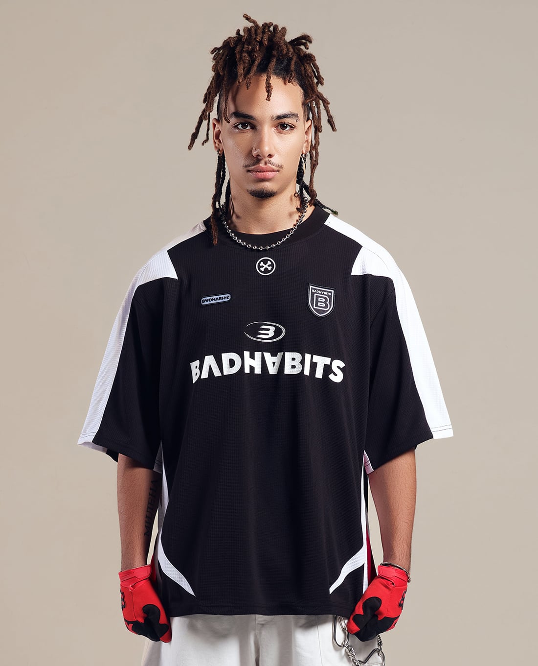 BAD HABITS - Áo thun unisex cổ tròn tay ngắn Bad F1