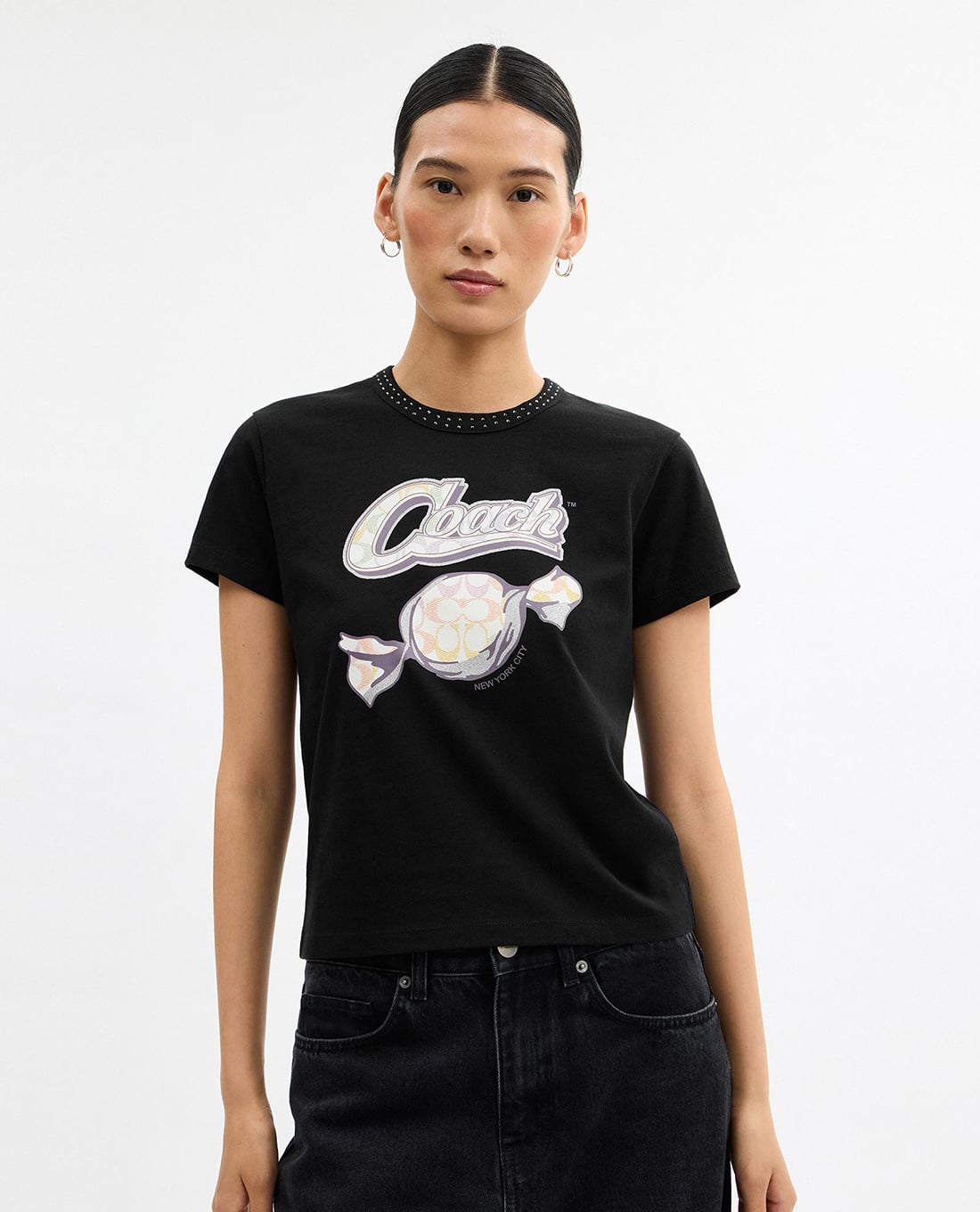 COACH - Áo thun nữ cổ tròn tay ngắn Candy 90's