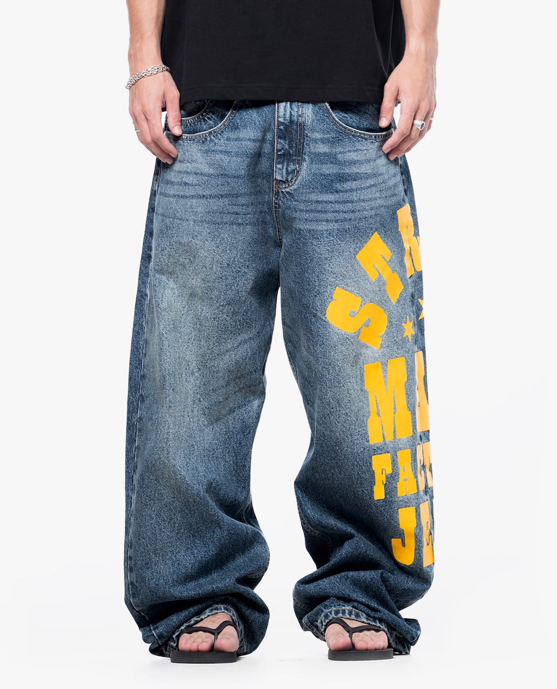 STRESSMAMA - Quần jeans unisex ống rộng wash bạc phối họa tiết