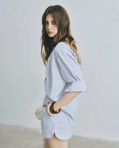  DEZUS - Áo sơ mi nữ cổ trụ tay dài phom suông Ulle 