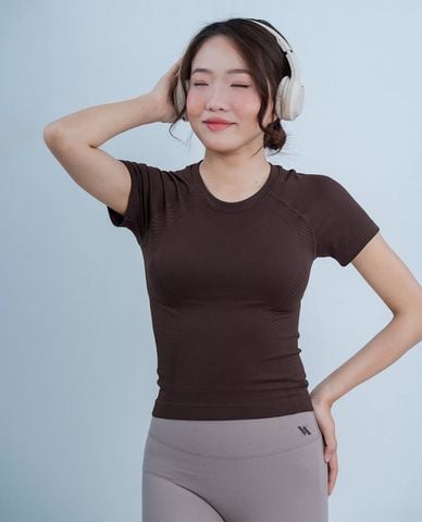  AZURA - Áo thun thể thao nữ cổ tròn tay ngắn phom ôm 