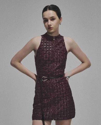  DEZUS - Đầm sát nách mini cổ yếm Phoenix 