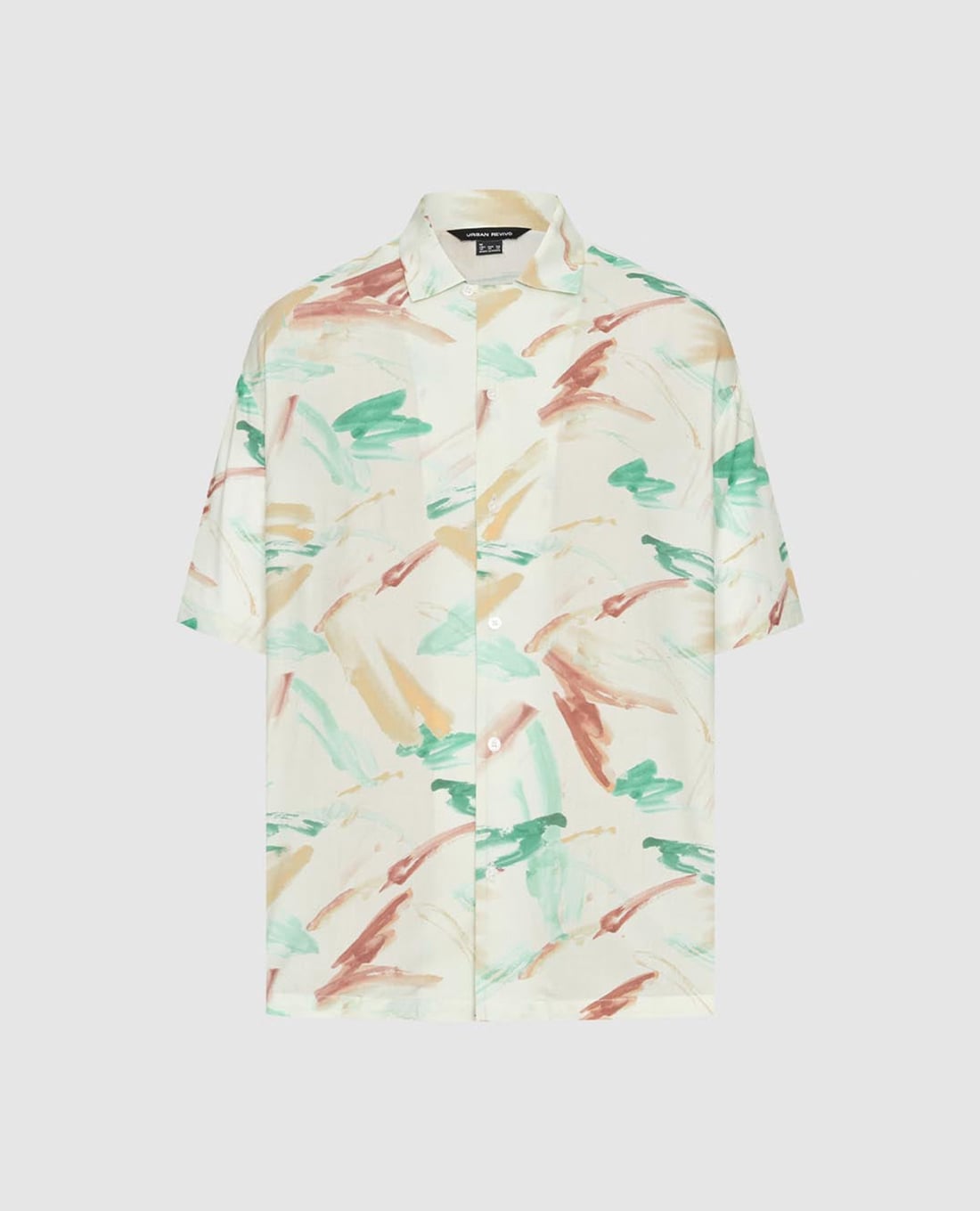 URBAN REVIVO - Áo sơ mi nam tay ngắn họa tiết loang màu